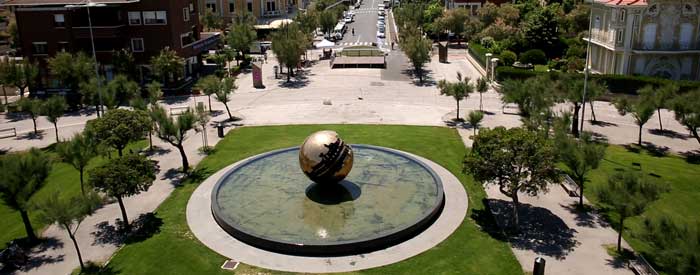Pesaro, Sfera Grande di Pomodoro